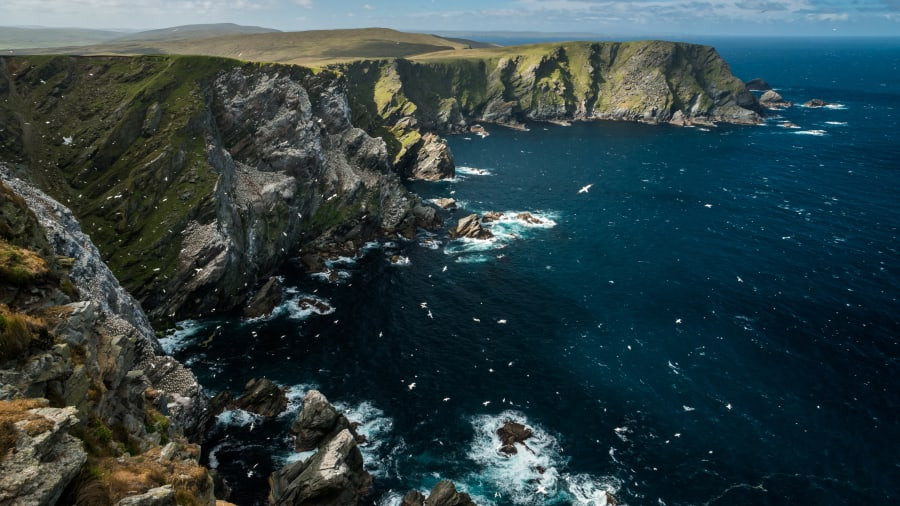 Шотландын арал, Унст: Их Британийн арлуудын хамгийн хойд хэсэгт орших Шотландын арал нь үзэсгэлэнт байгаль, зэрлэг ан амьтдаараа алдартай