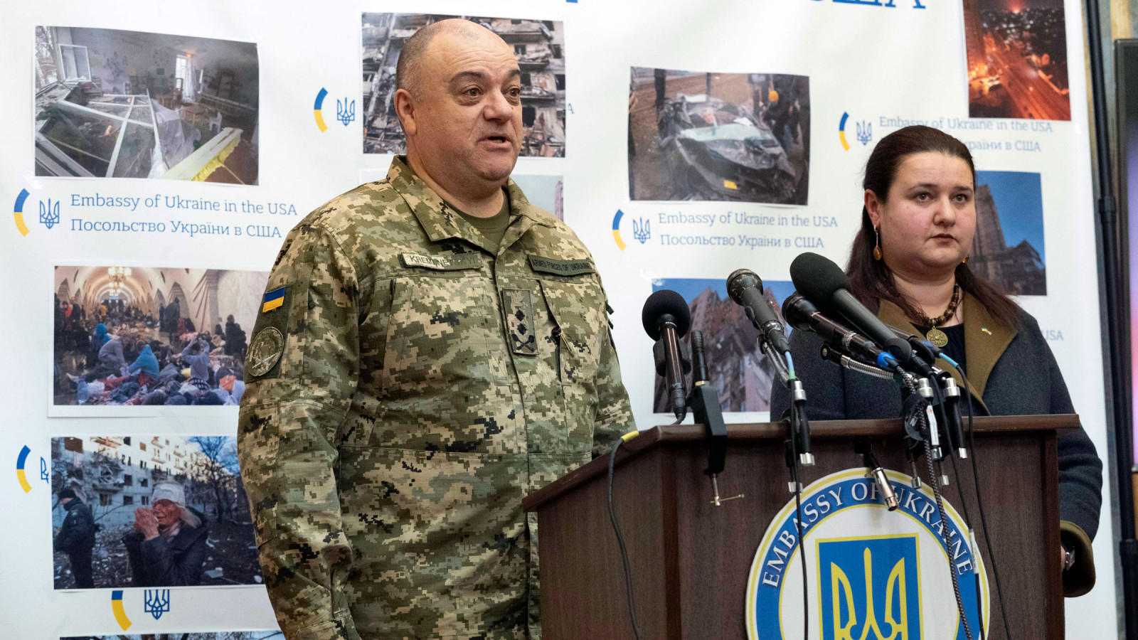 Украины хошууч генерал Б.Кременецкий мэдээлэл хийх үеэрээ