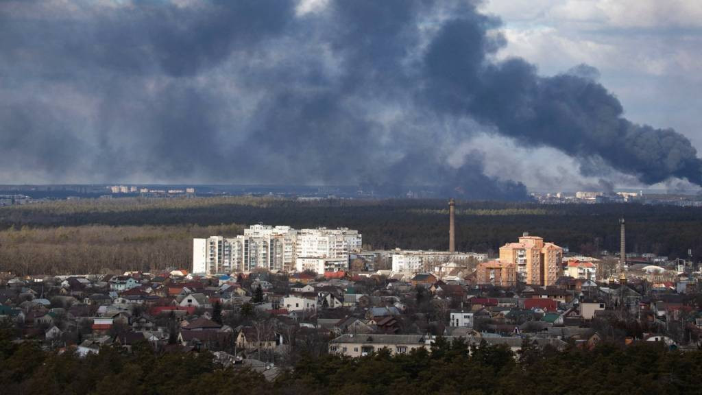 2-р сарын 27-нд Киевийн тэнгэрт утаа гарч байна.