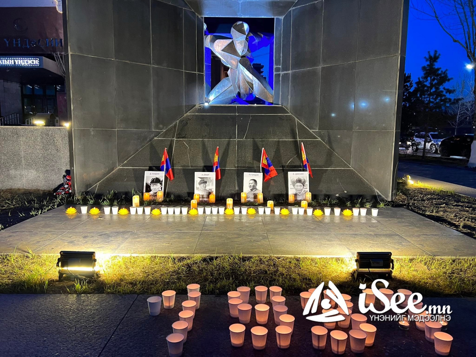 Хэлмэгсдийн хөшөө. 2022.05.09