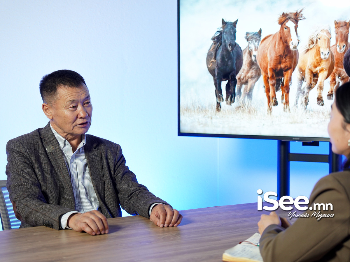 &ldquo;Дэлхийн морьтнууд&rdquo; төслийн санаачлагч Ю.Үнэнбүрэн