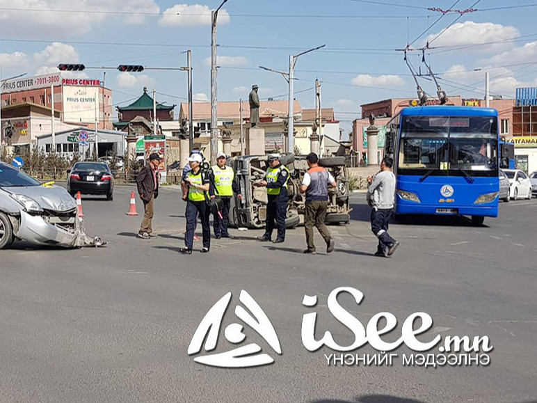 Ослын улмаас гурван хүн хүнд бэртэж, нэг хүн нас баржээ