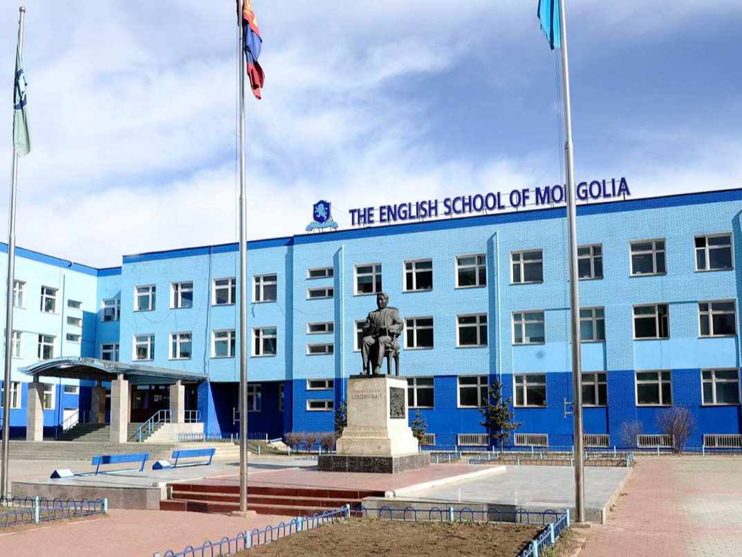 “English school of Mongolia” сургууль сурагчдадаа насанд хүрэгчдийн кино үзүүлжээ