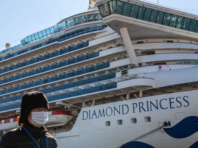 “Diamond Princess” хөлөг дээр гарсан коронавирусийн улмаас 124 хүн нас баржээ