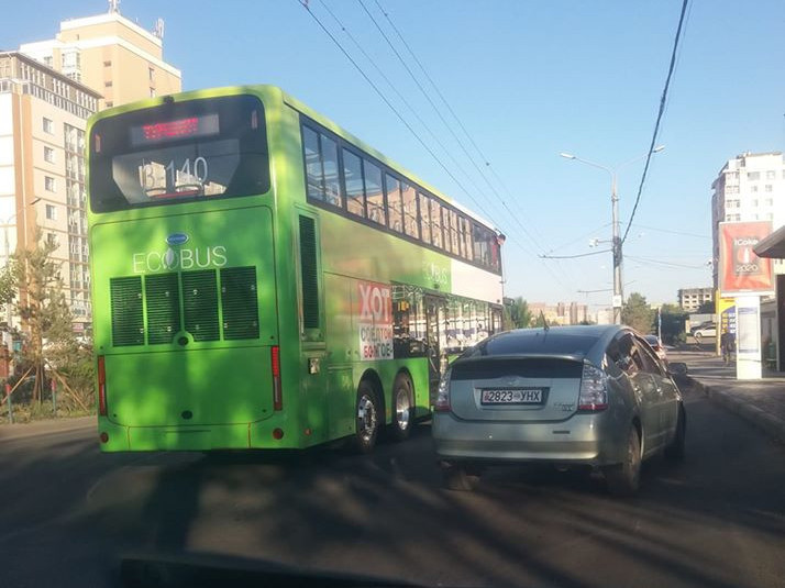 Хоёр давхар автобус туршилтаар явж эхэллээ 