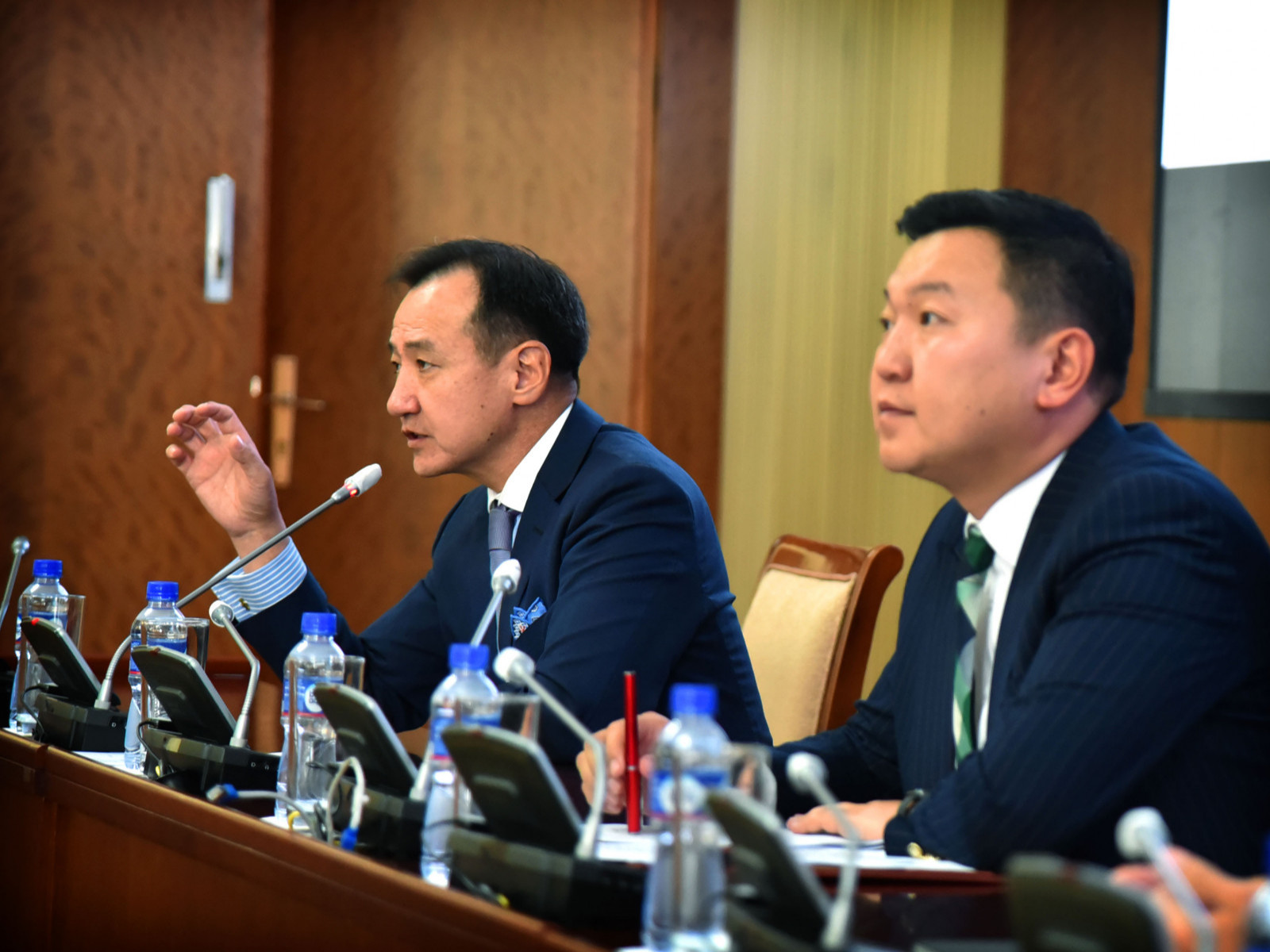 "Монгол улсад гарааны бизнесийн чөлөөт бүсийг байгуулна"