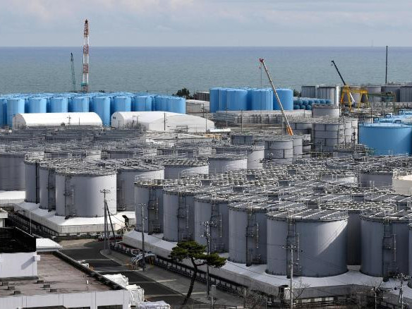 Фукушимагийн станцад хадгалагдаж буй хордсон усыг далайд цутгахаар төлөвлөж байна