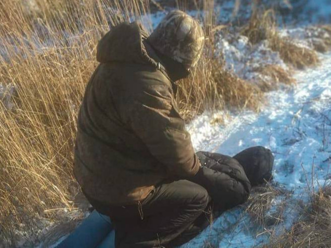 Сургуульдаа зэвсэгт халдлага хийхээр төлөвлөж байсан сурагчийг саатуулжээ