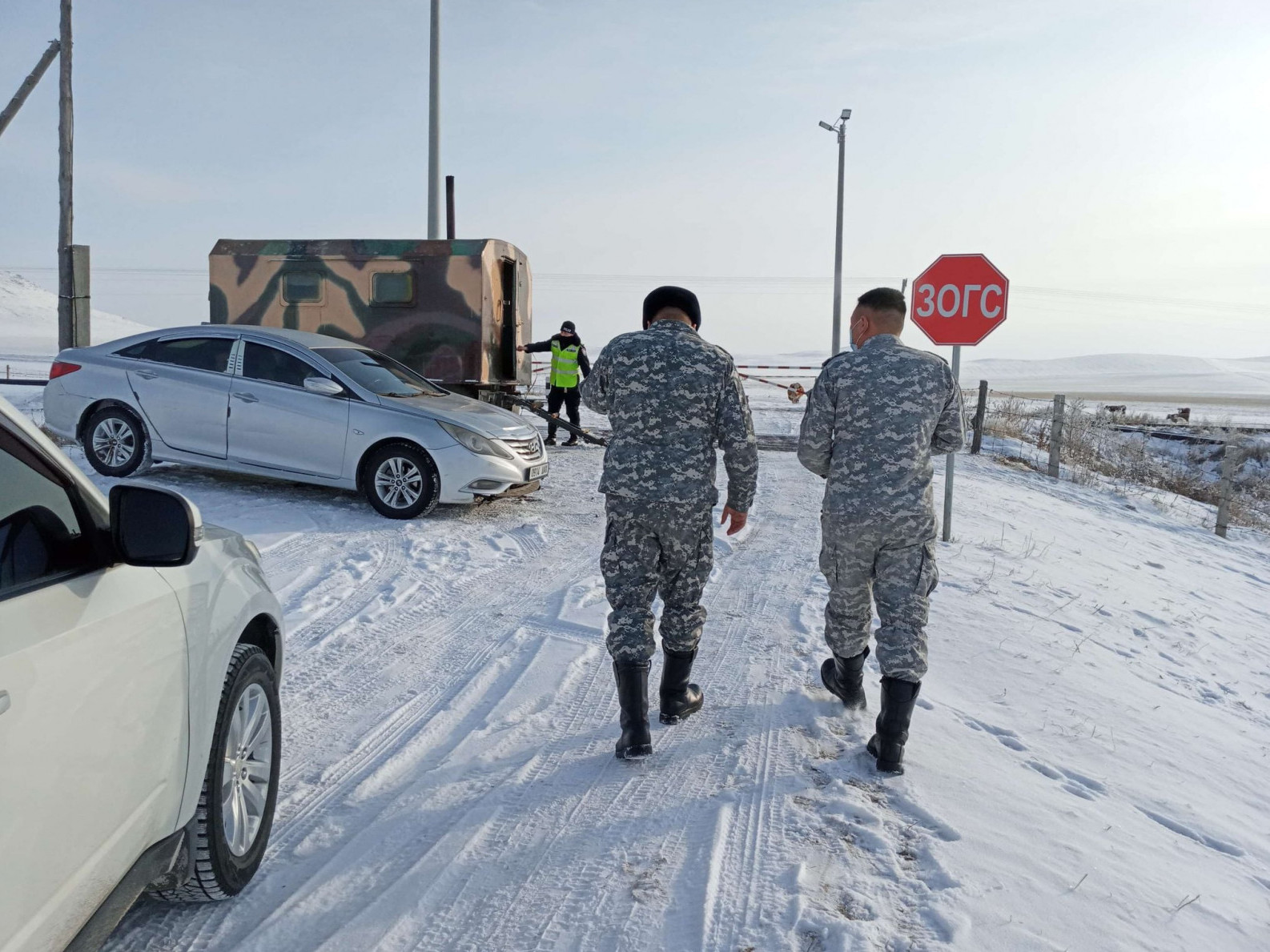 Дархан-Уул аймагт очсон халдвартай иргэн дэглэм зөрчиж, фитнесээр үйлчлүүлжээ