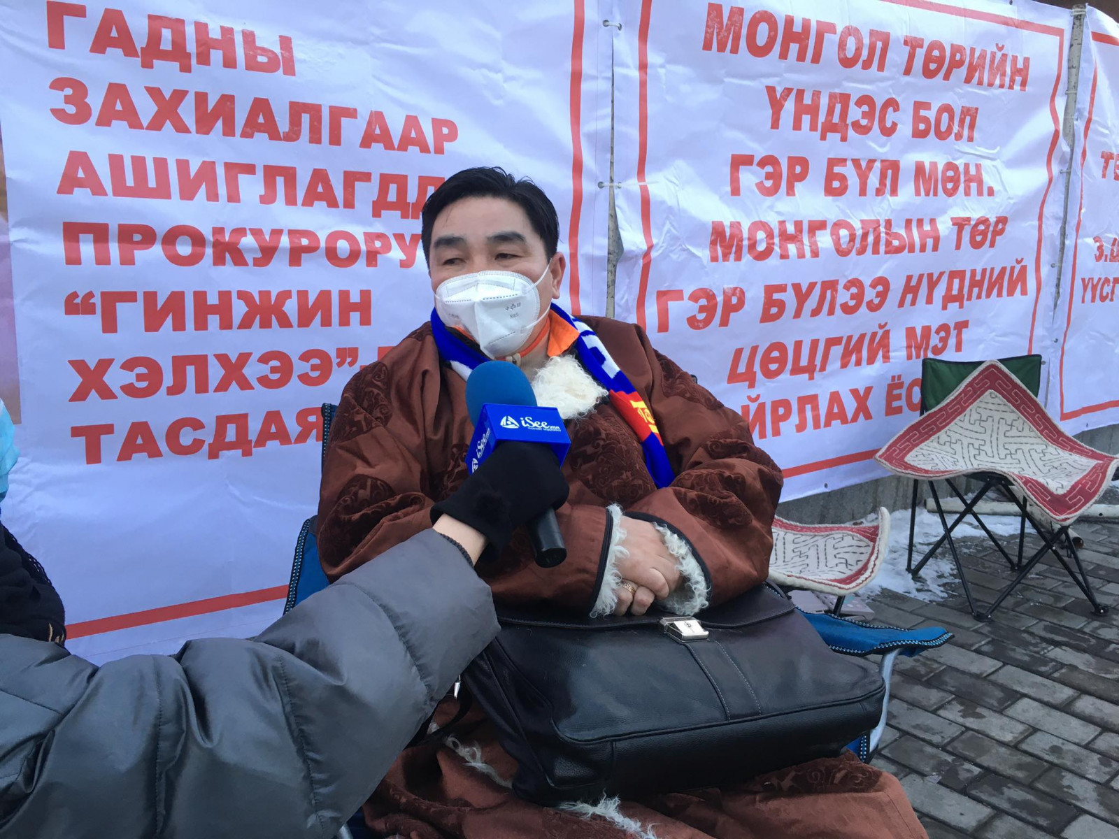 LIVE: Ноёд группийн захирал асан Г.Буяндорж, гэргий МУГЖ Т.Ариунаа нар суулт хийж байна
