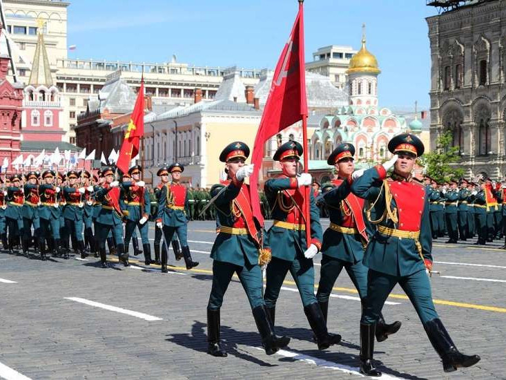 ОХУ-ын Ялалтын парадад 12 мянга гаруй албан хаагч оролцоно