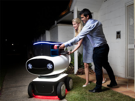 ВИДЕО: АНУ-д пицца хүргэлтийн үйлчилгээнд робот автомашинуудыг ашиглаж эхэлжээ 