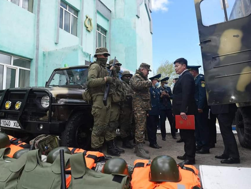 Х.Нямбаатар баруун гурван аймгаар явахдаа "тусгай хамгаалалт" авч сүржигнэжээ 