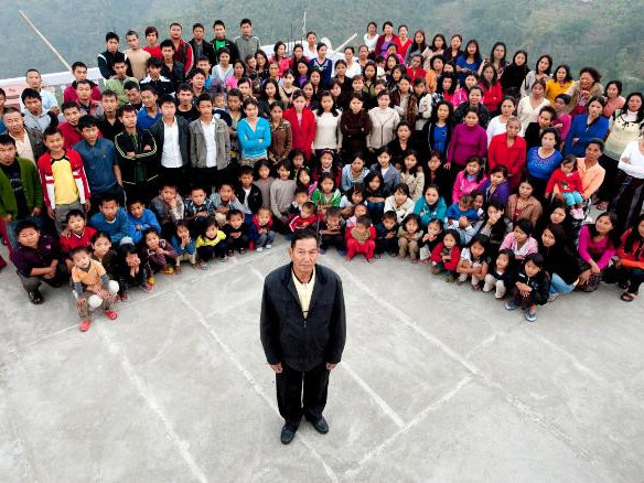 Дэлхийн хамгийн өнөр өтгөн гэр бүлийн тэргүүн Зионо Чан 76 насандаа таалал төгсжээ