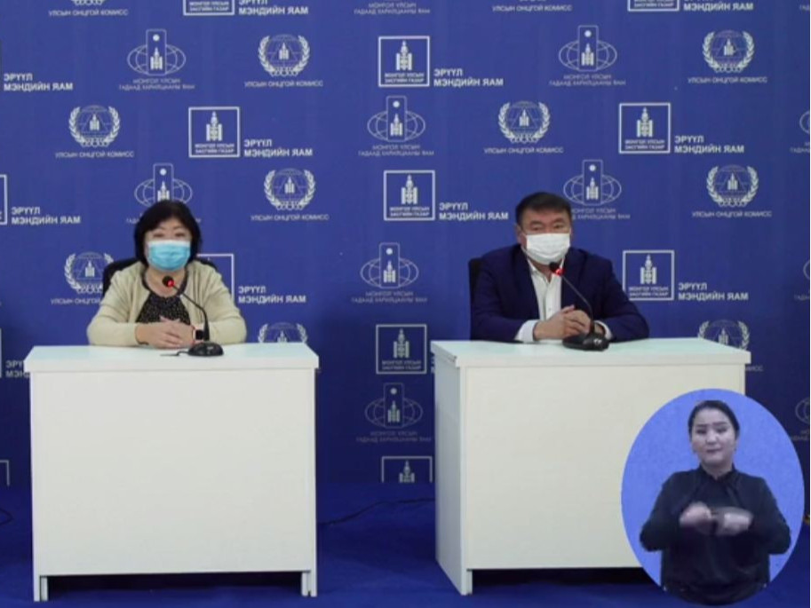 ЭМЯ: Жирэмсэн ээжүүд ковидын халдвар авч дутуу төрөх нь ихэслээ 