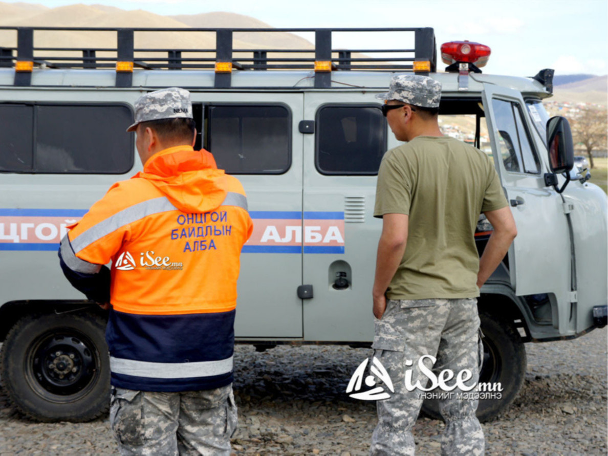 Дорноговь аймагт байлдааны зориулалттай сум олджээ