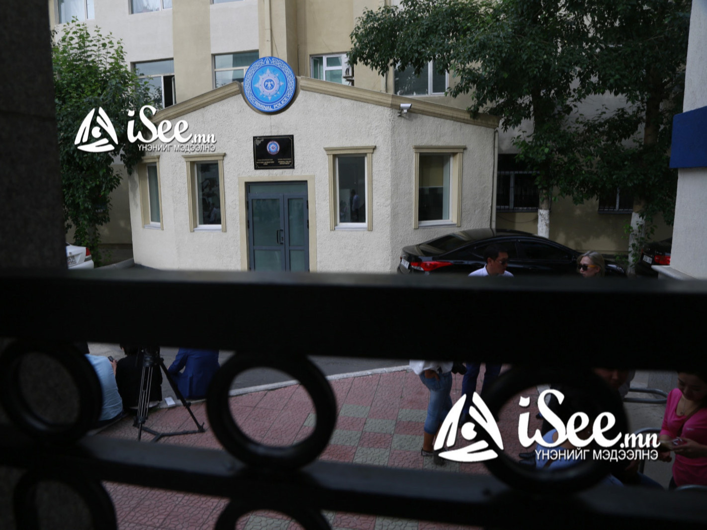 Гэрээсээ гараад найм хоног сураггүй алга болсон 14 настай охиныг эрэн хайж байна