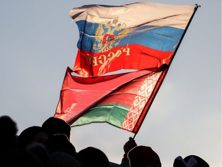 Өвлийн паралимпийн наадамд ОХУ, Беларусийн тамирчдыг төрийн далбаа, дуулалгүй оролцуулна
