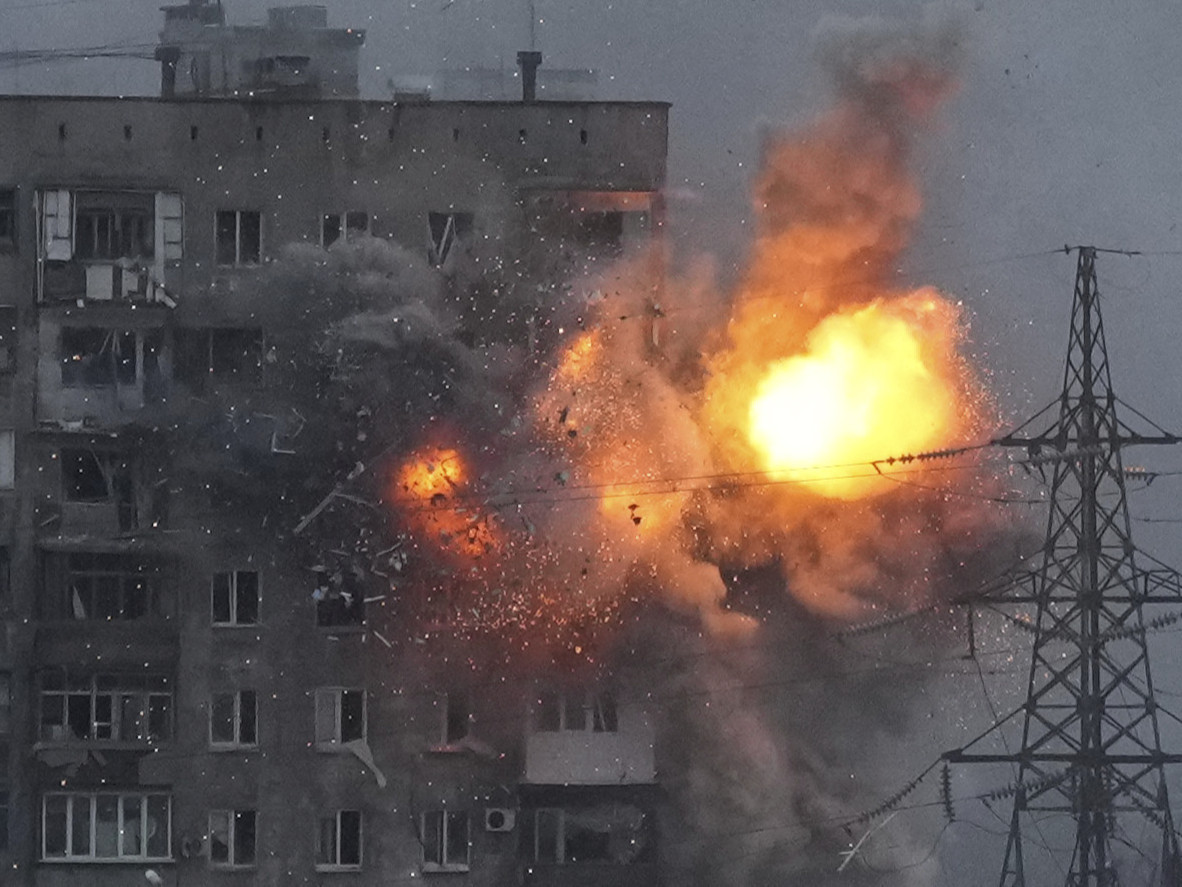 Украины Мариуполь хот бөмбөгдөлтөд өртөж 2500 гаруй хүн амиа алдсан гэж мэдэгдэв