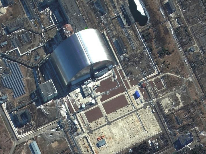 Оросын цэргүүд Чернобылийн атомын цахилгаан станцын лабораторийг “гартаа оруулж, устгасан” гэж мэдэгдэв