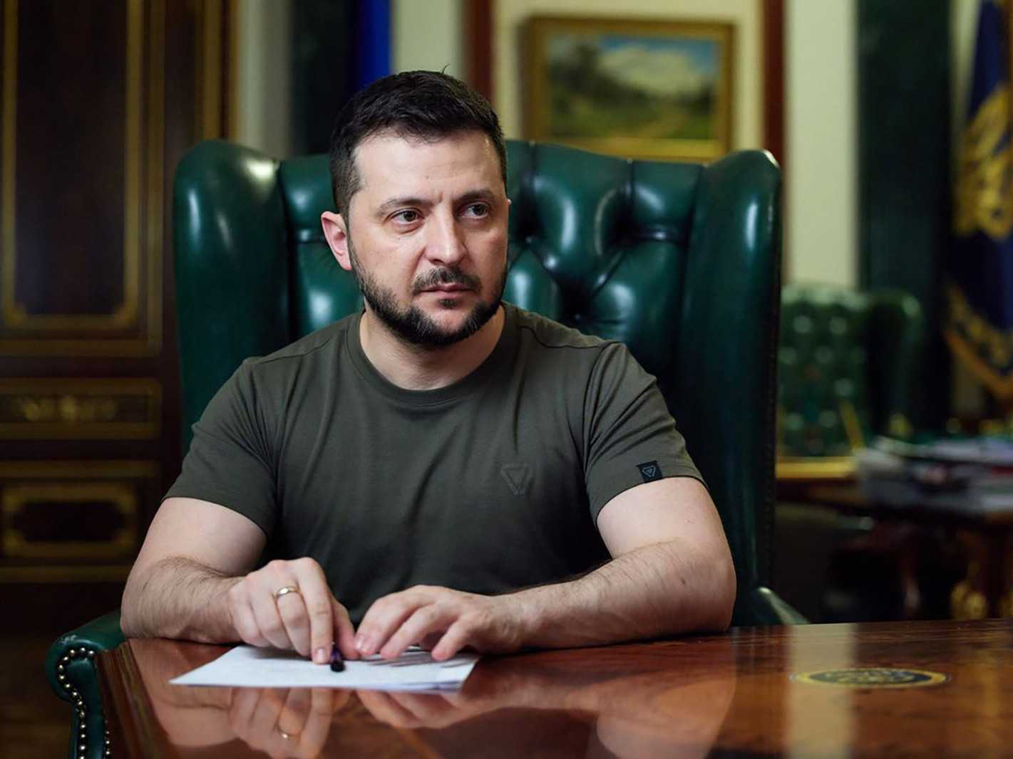 "Дайны гэмт хэрэг үйлдсэн этгээдүүдийг илрүүлж, шийтгэх ёстой" талаар ярилцсан гэж В.Зеленский мэдэгджээ