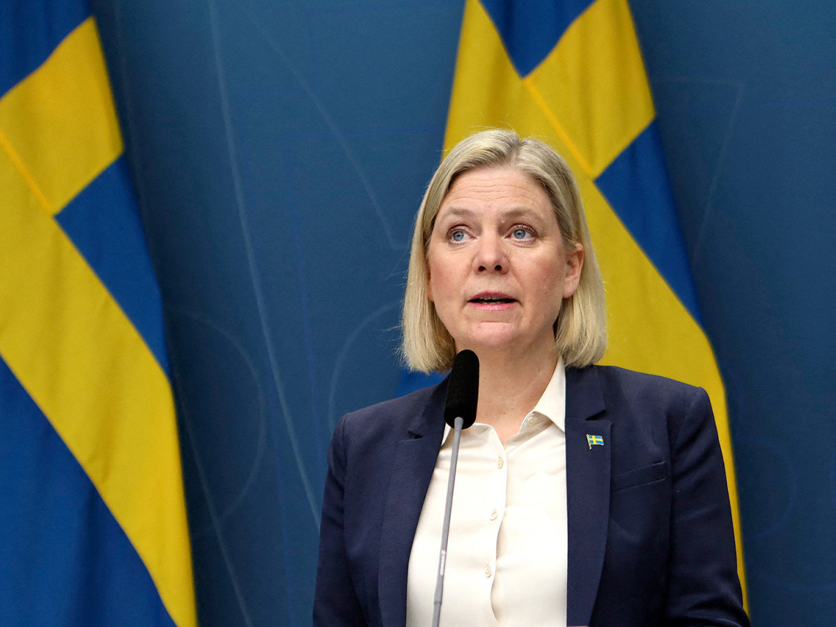 "Швед улс НАТО-д гишүүнээр элсэх өргөдөл гаргахын төлөө ажиллах ёстой" гэдгээ мэдэгджээ