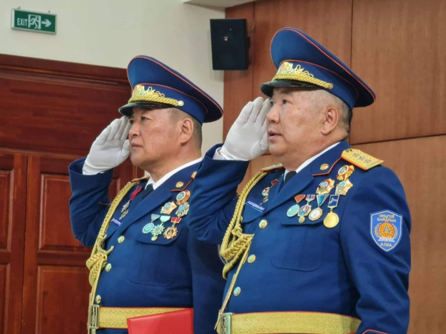 ВИДЕО: Ж.Чүлтэмсүрэн, Л.Болдбаатар нарт бригадын генерал цол хүртээлээ 