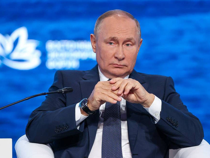 В.Путинийг ОХУ-ын Ерөнхийлөгчийн албан тушаалаас огцруулах мэдэгдэлд 35 депутат гарын үсэг зуржээ