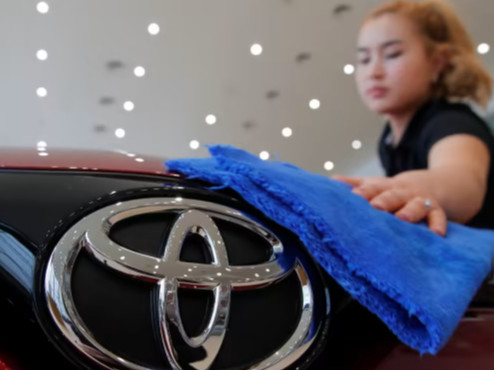 "Toyota" компани ОХУ-ын зах зээлээс гарч байгаагаа өчигдөр мэдэгджээ