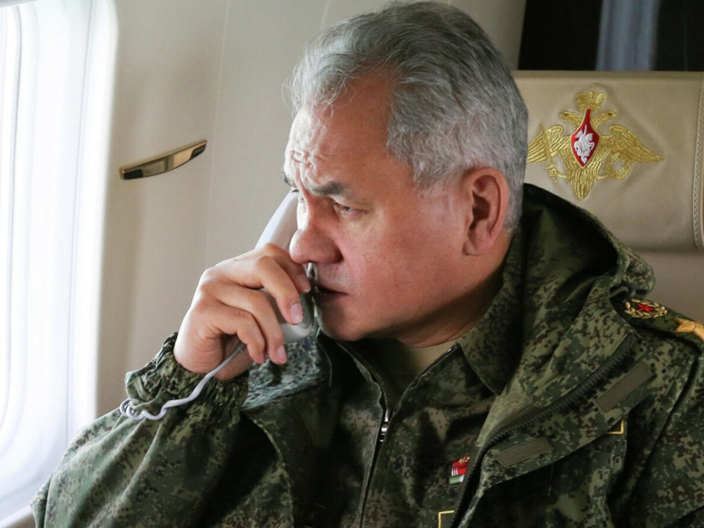 С.Шойгу зарим орны БХ-ын сайд нартай утсаар холбогдож Украин “цөмийн бөмбөг" дэлбэлэхээр бэлтгэж байна гэж ярьжээ