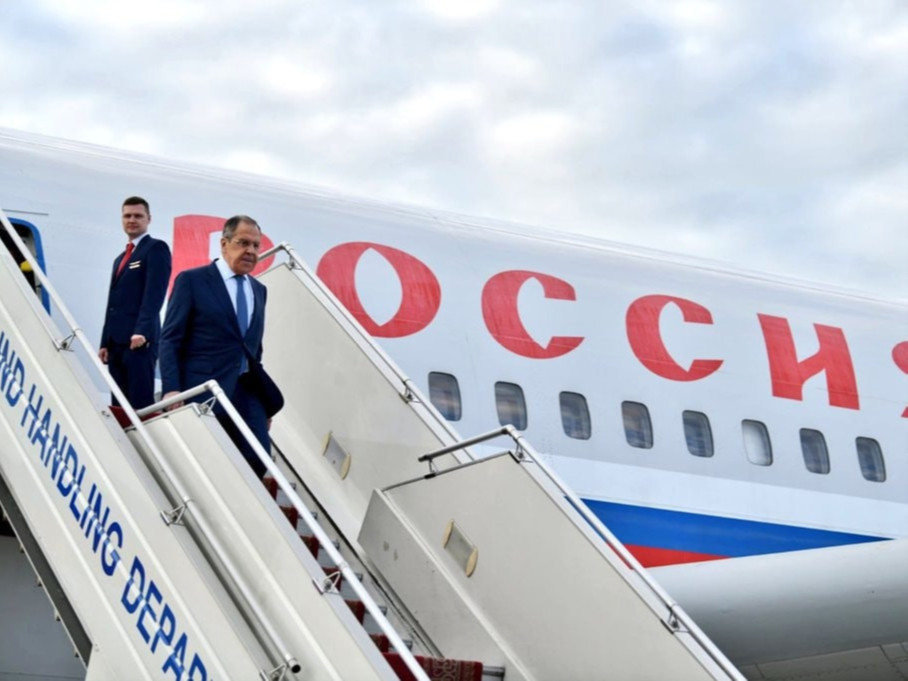 Украины Ерөнхийлөгч В.Зеленскийгийн оролцох "Их-20" уулзалтад В.Путин оролцохгүй, С.Лавров оролцоно гэж мэдээлжээ