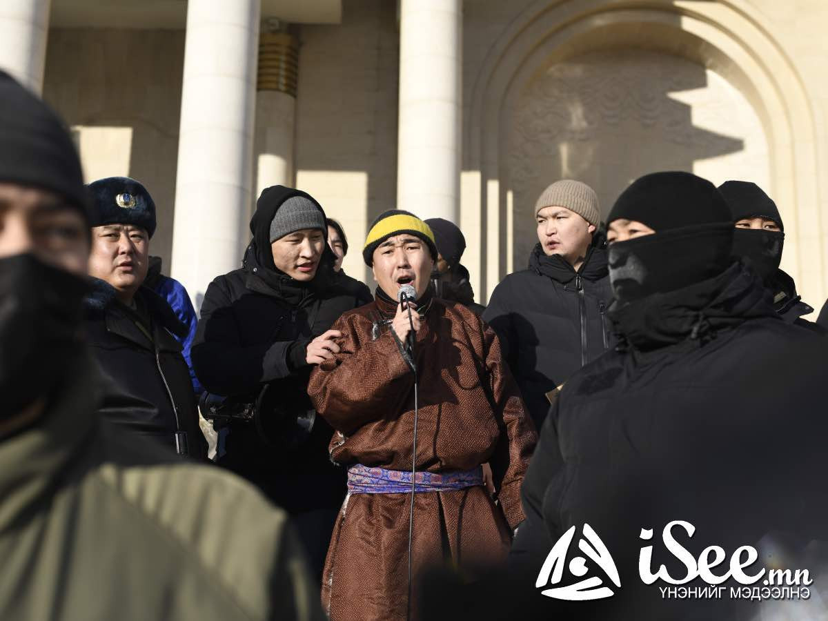 "Жагсагчдын зүгээс албан ёсны хүсэлт ирүүлээгүй тул гэр барих боломжгүй" гэж НЗДТГ-аас мэдэгдлээ