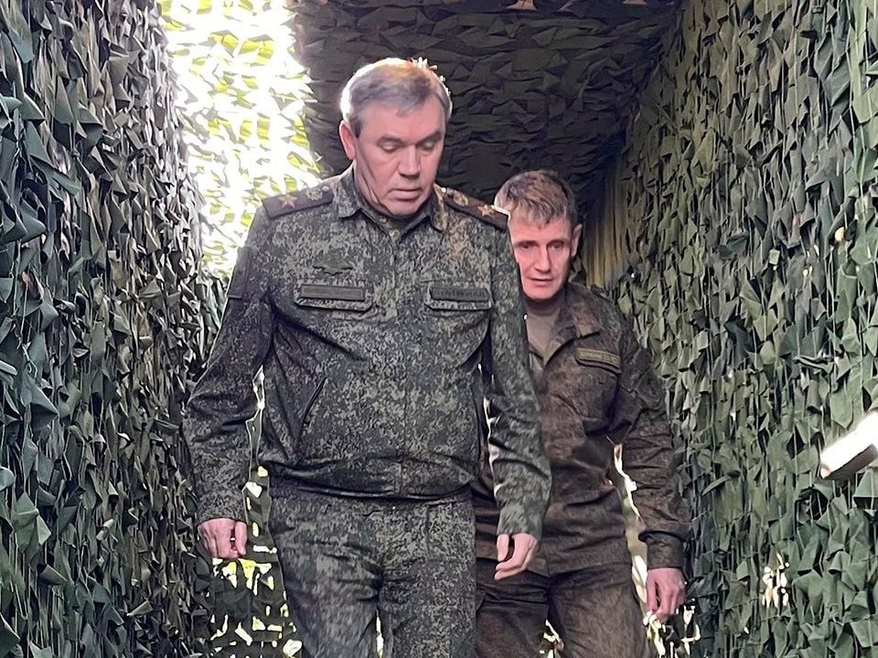 Оросын жанжин штабын дарга В.Герасимовыг Украины цэргийнхэн устгахыг оролдсон гэж Нью-Йорк Таймс сонин мэдээлжээ