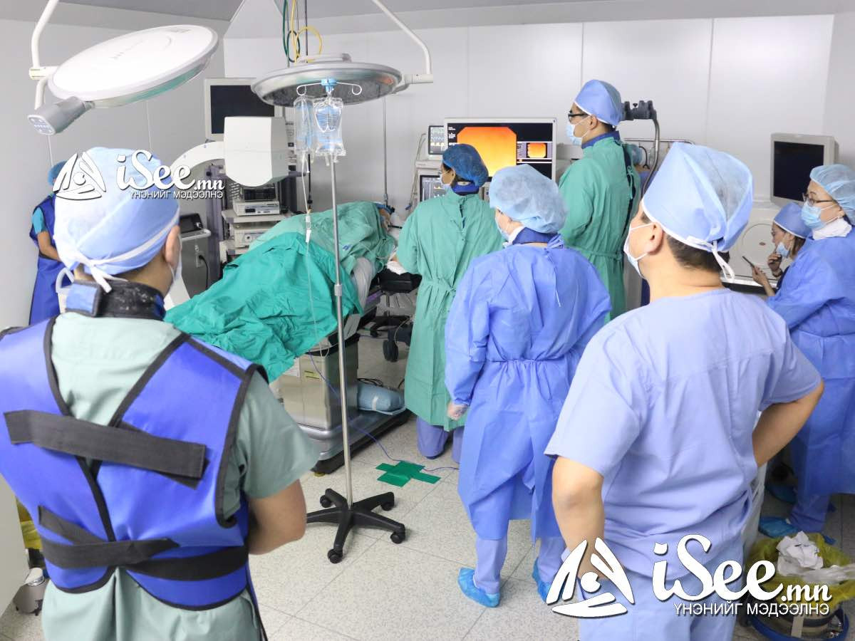 Улсын хоёрдугаар төв эмнэлэг хэвтэн эмчлүүлэгсдэд зориулалтын хувцастай болжээ