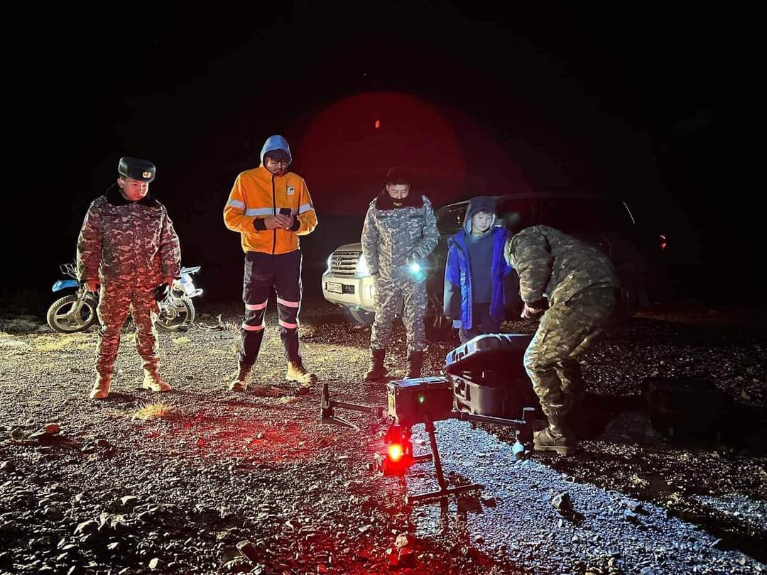 Хилчид төөрсөн иргэнийг дрон ашиглан эсэн мэнд оллоо