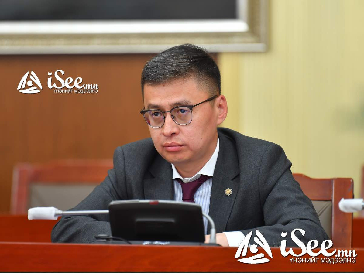 Б.Баасандорж: Эмч, багш, ТҮК-ийн ажилтнуудыг ажлаас нь чөлөөлсөн албан тушаалтанд хариуцлага тооцно. Тэтгэвэрт гарсан эмч, багш нар ажиллаж болно 