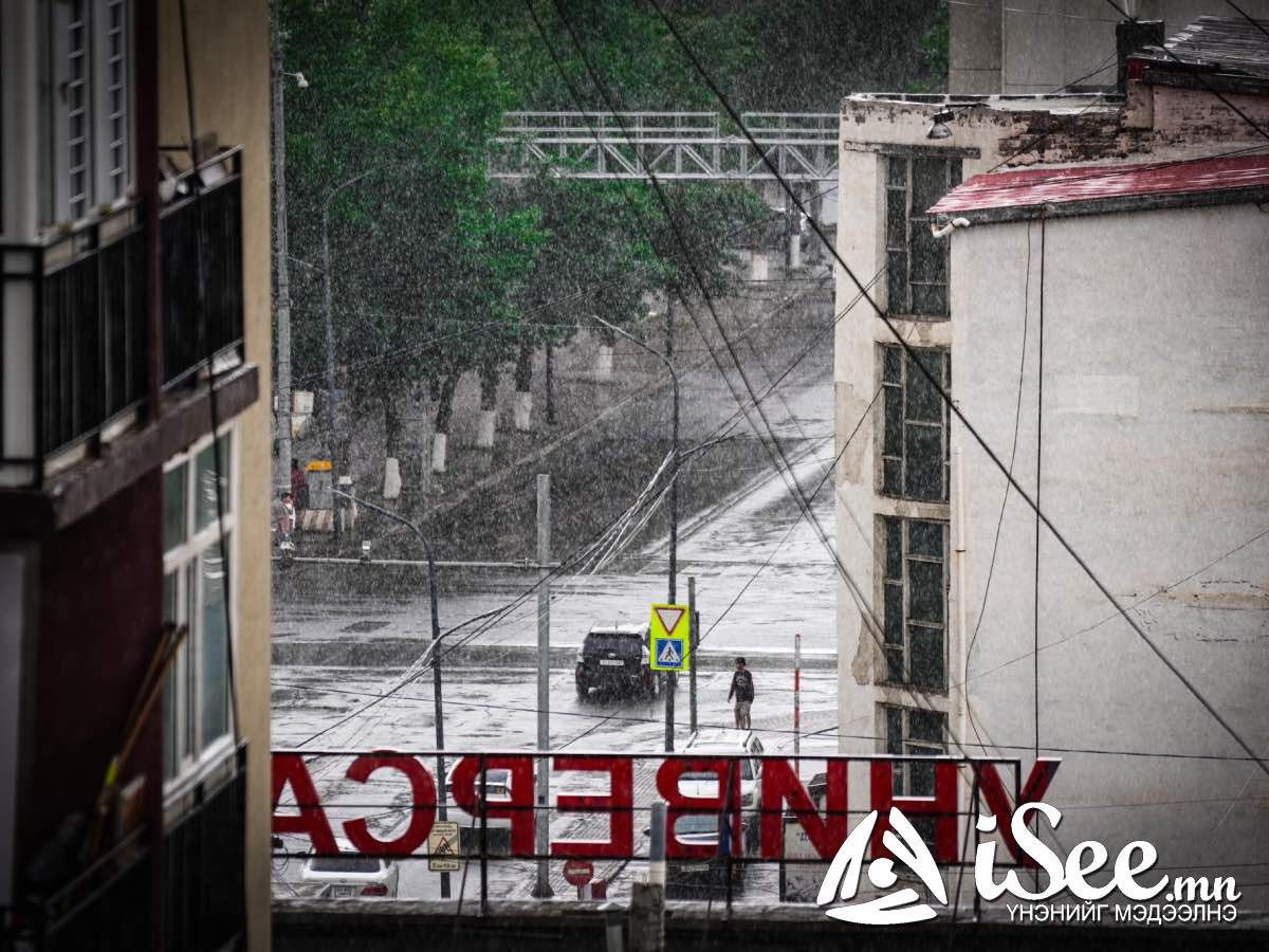 СЭРЭМЖЛҮҮЛЭГ: Өнөөдөр Улаанбаатар орчмоор бага зэргийн дуу цахилгаантай аадар бороо орно