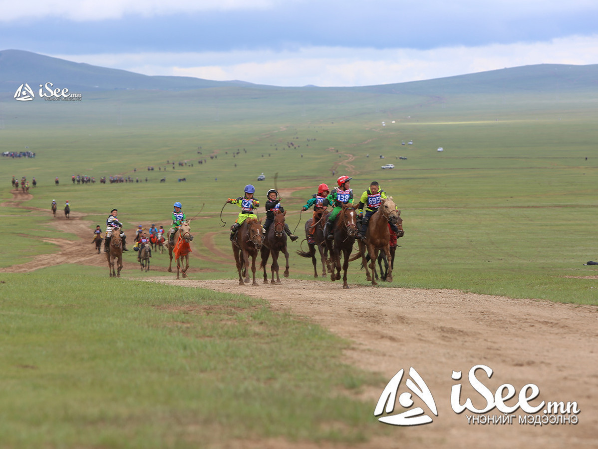 Айрагдаж, түрүүлсэн морьдыг дахин хэмжиж, хасахгүй байхаар шийдвэрлэлээ