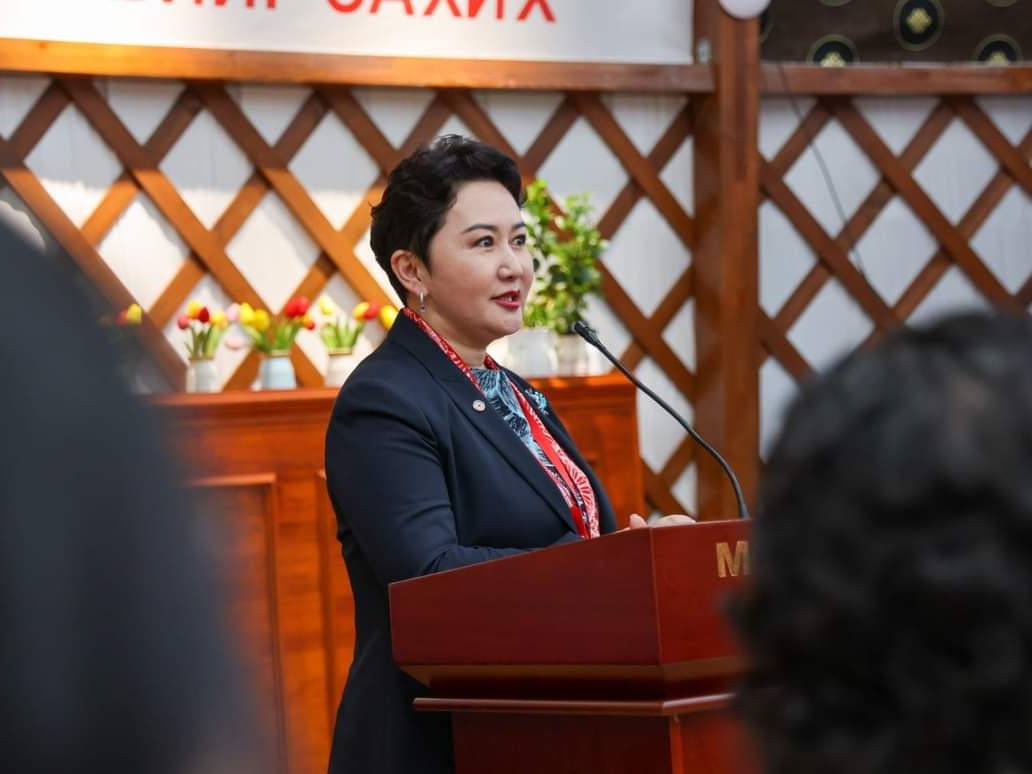 Гадаад харилцааны сайд Б.Батцэцэг "Монголын улаан загалмай нийгэмлэг"-ийн ерөнхийлөгчөөр сонгогдлоо