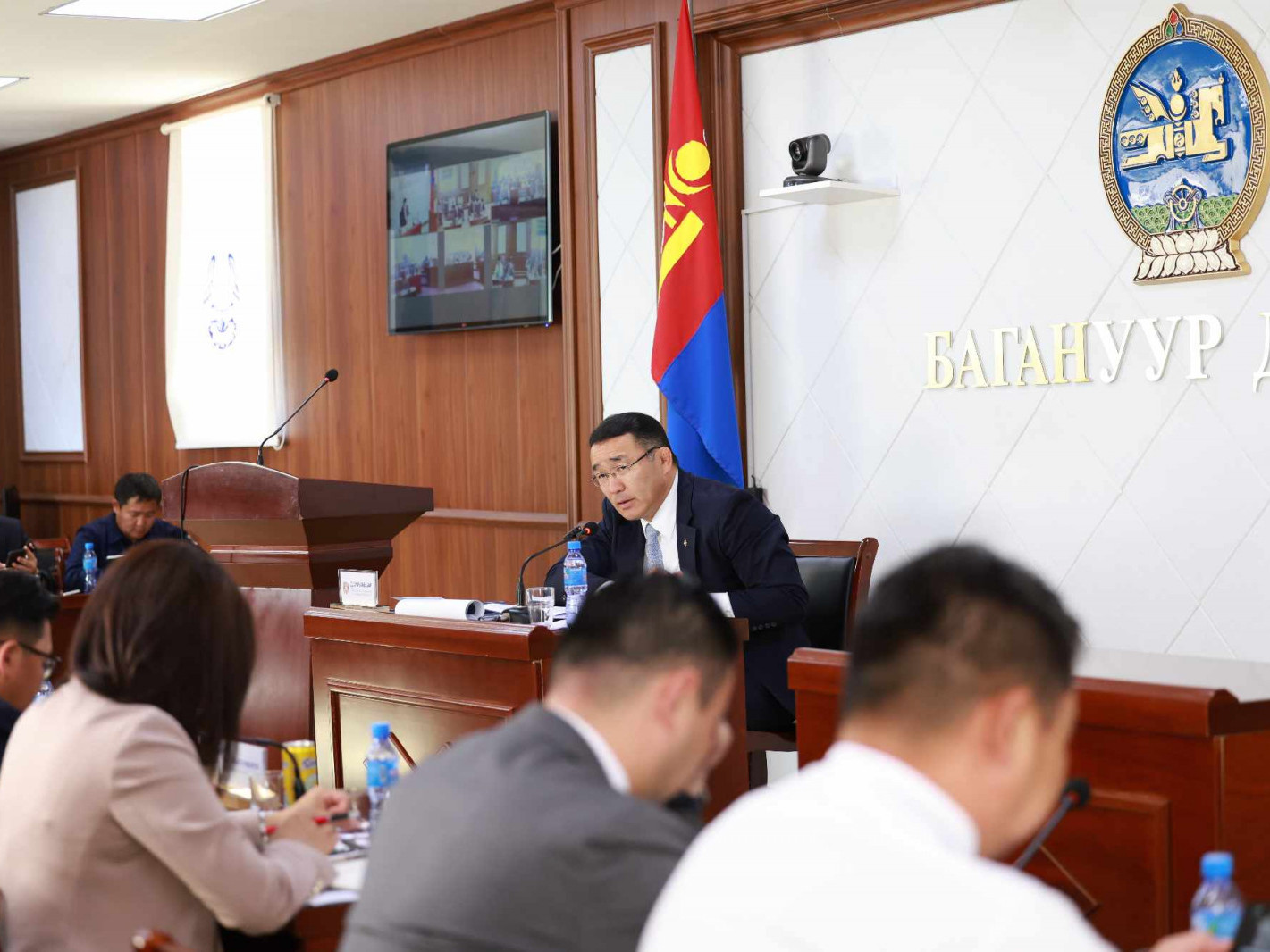 Нийтийн тээврийн хүртээмжийг нэмэгдүүлж, цэвэрлэгээ, ариутгалыг сайтар хийхэд анхаарна
