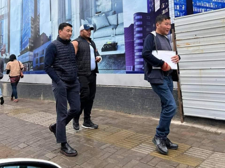 Улсын арслан М.Бадарч эмнэлгээс гарчээ  