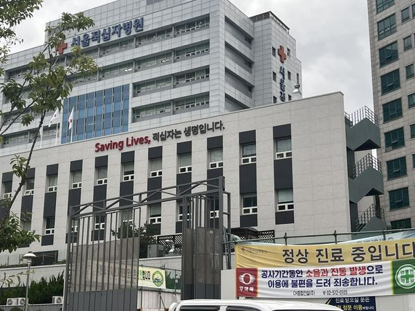 БНСУ-д сэхээний тасагт хэвтэж буй монгол иргэнд сахиур хэрэгтэй байгаа ч ар гэрийнхнийх нь визийг түдгэлзүүлжээ 