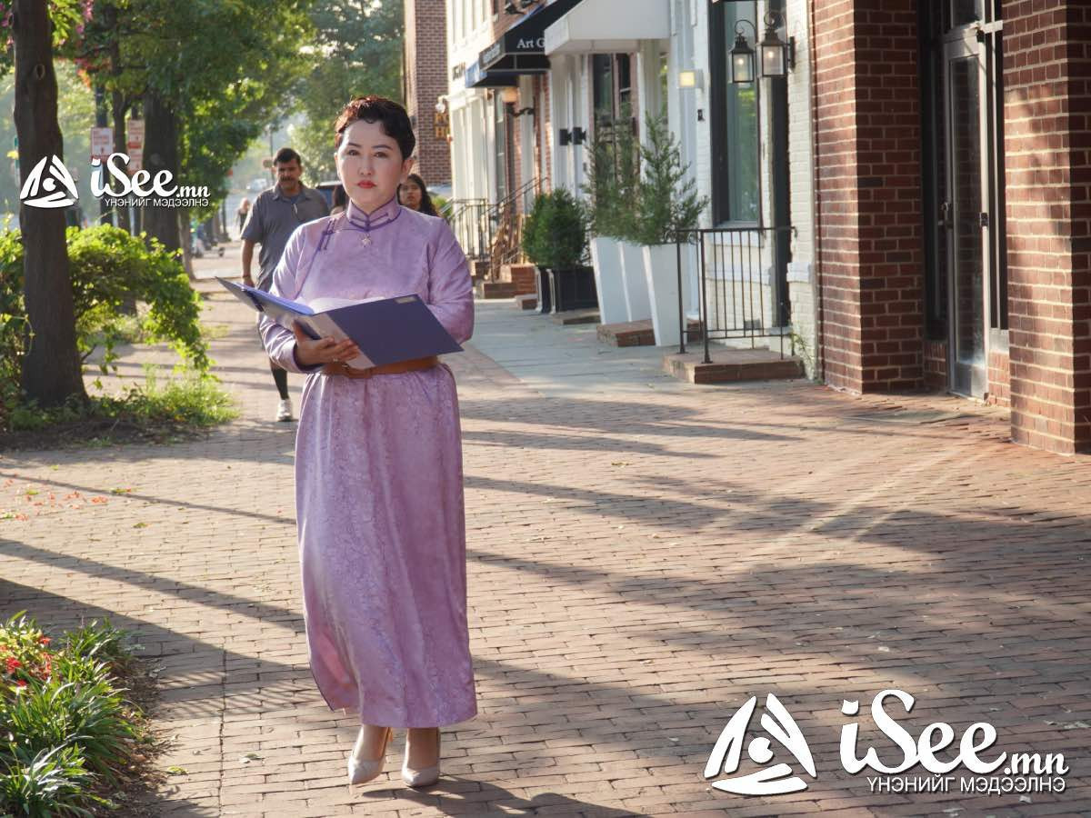 БНСУ-ын хил дээрээ буцаж буй иргэдийн асуудлаар ГХ-ны сайд Б.Батцэцэг яагаад өдийг хүртэл байр сууриа илэрхийлэхгүй байна вэ