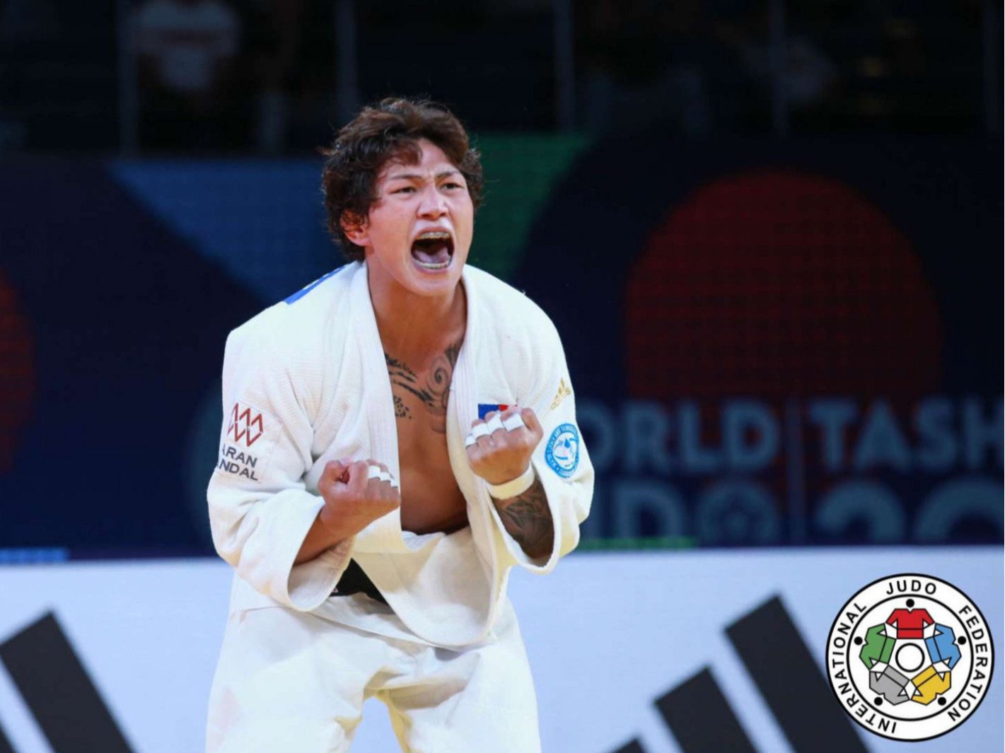 Ц.Цогтбаатар "Ханжоу-2022" Азийн наадмаас хүрэл медаль хүртжээ