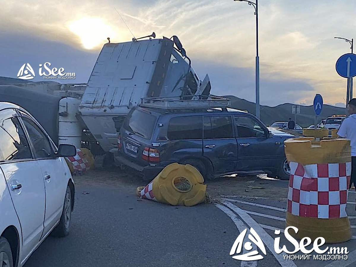 СЭРЭМЖЛҮҮЛЭГ: Өмнөговь аймагт зам тээврийн ноцтой осол гарч, гурван хүн амиа алджээ