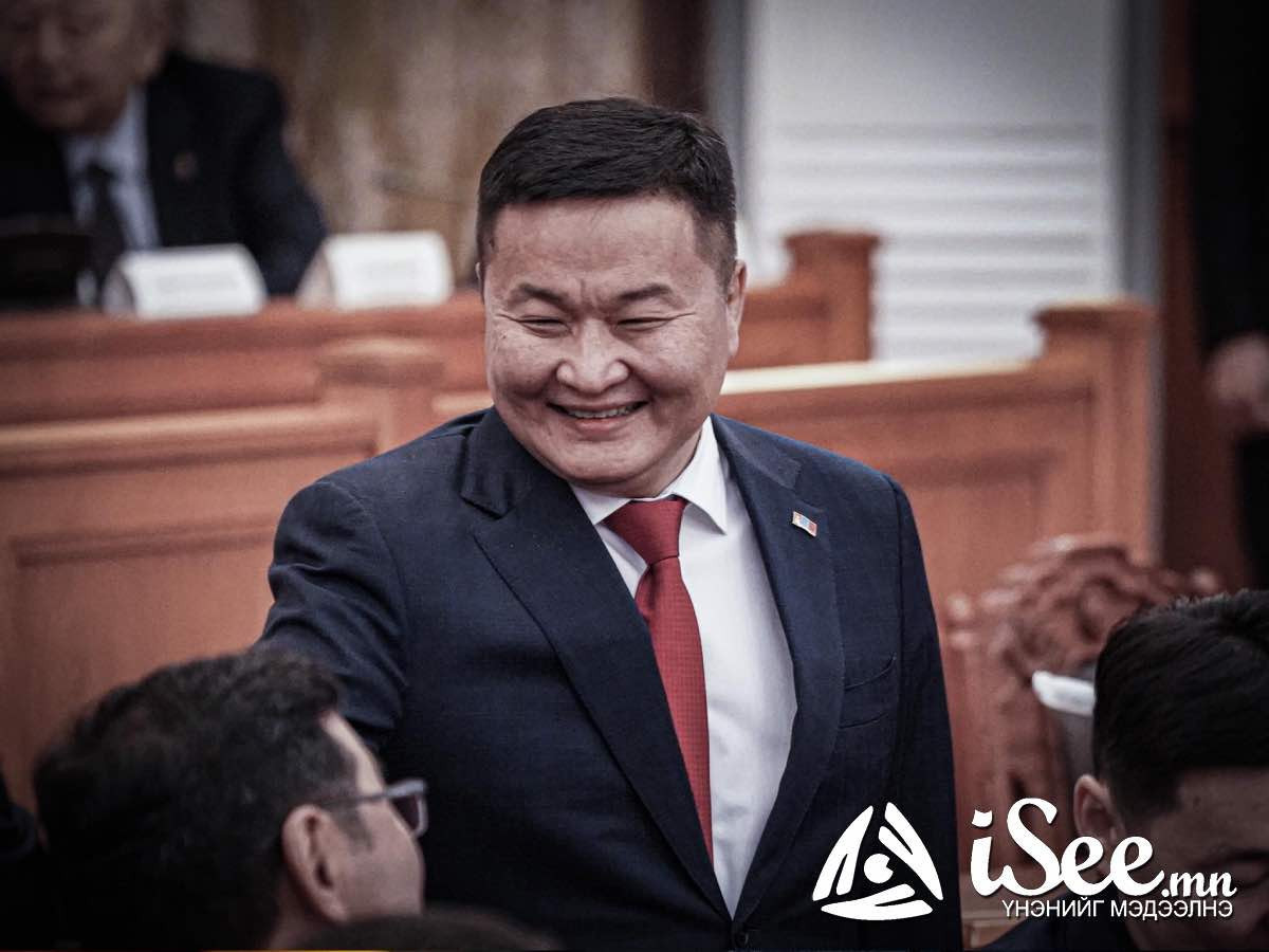 Ж.Сүхбаатар: "Хотын төвөөр машинтай зорчиход 27.500 төгрөг төлдөг болгох" хууль нь олонход таалагдах албагүй 