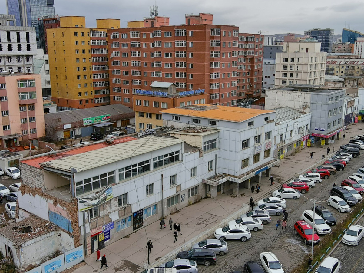 Урт цагааны барилгыг нурааж, дахин төлөвлөхөөр иргэдээс санал авч байна