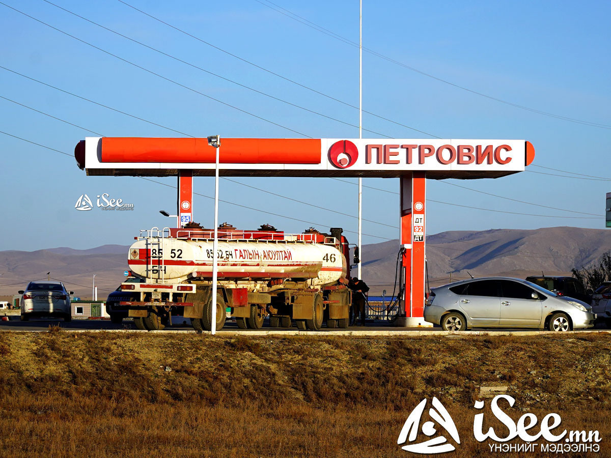 Улсын хэмжээнд АИ-92 шатахууны 23 хоног, АИ-95 автобензиний 27 хоногийн нөөцтэй байна