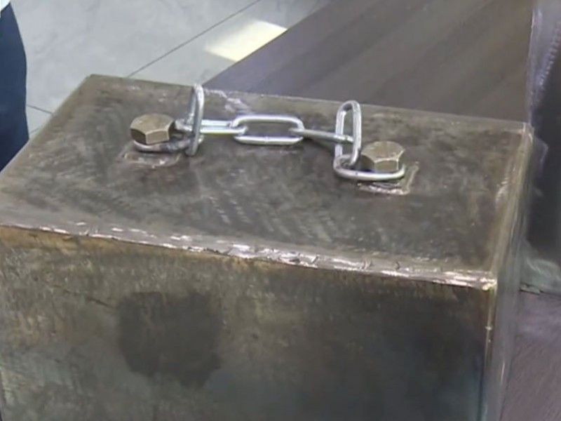 Оюутнууд 10-15 минут цэнэглэж 12 цаг дулаанаа алдалгүй монгол гэрийг халаах боломжтой батарей бүтээжээ