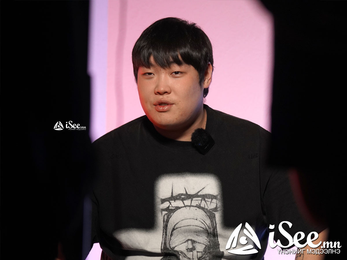 Trishna: Хэзээ ч шийдэгдэхгүй нийгмийн асуудлуудыг хөнддөг учраас миний дуунууд хэзээ ч “мартагдахгүй” /ВИДЕО/